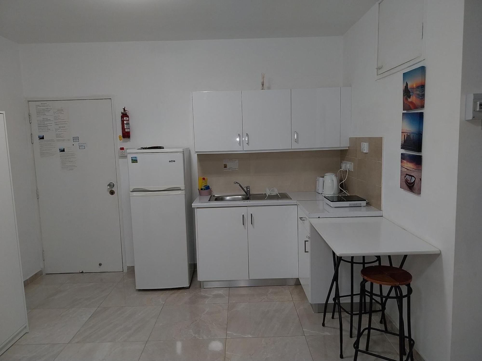 Stelia'S Seagate Studio Apt. Larnaka Exterior foto